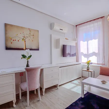 Taksim Nil Apartahotel