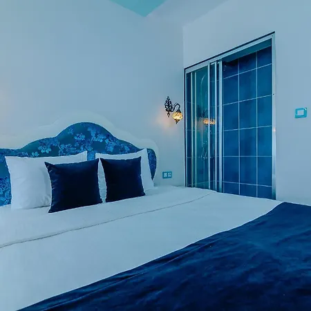 Taksim Nil Aparthotel 4*