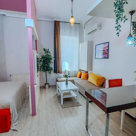 Taksim Nil Apartmanhotel 4*